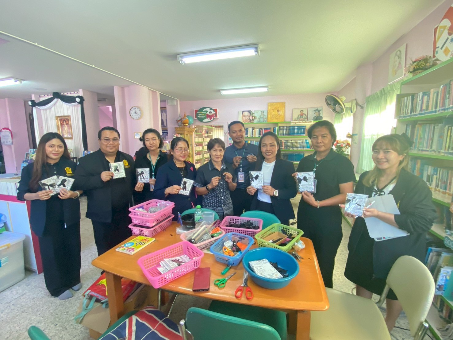 ผู้อำนวยการสำนักงานส่งเสริมการเรียนรู้ประจำจังหวัดราชบุรีลงพื้นที่ตรวจเยี่ยม สถานศึกษา และห้องสมุดประชาชนในสังกัด